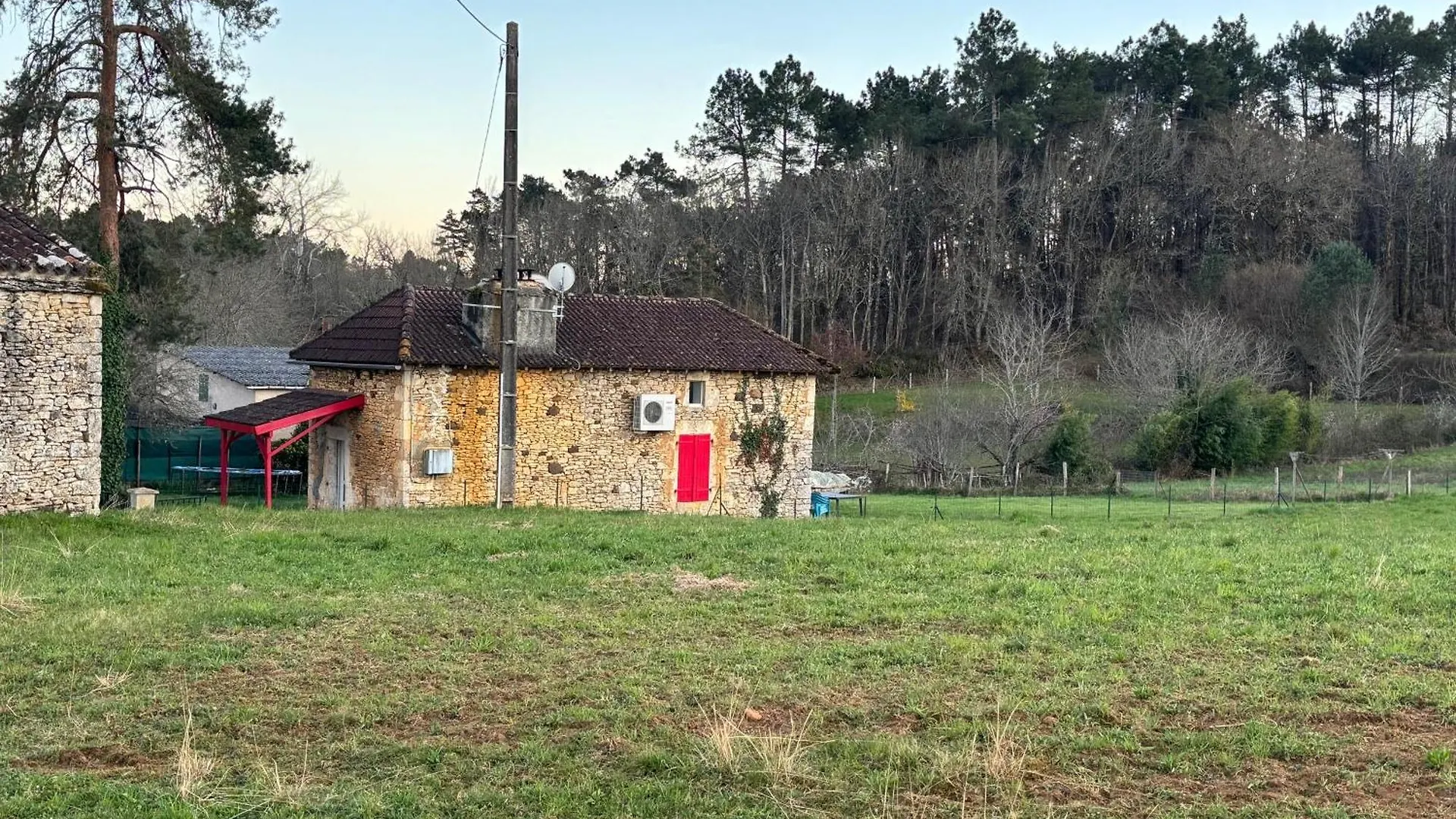 Vakantiehuis Gite De Raynal Les Junies