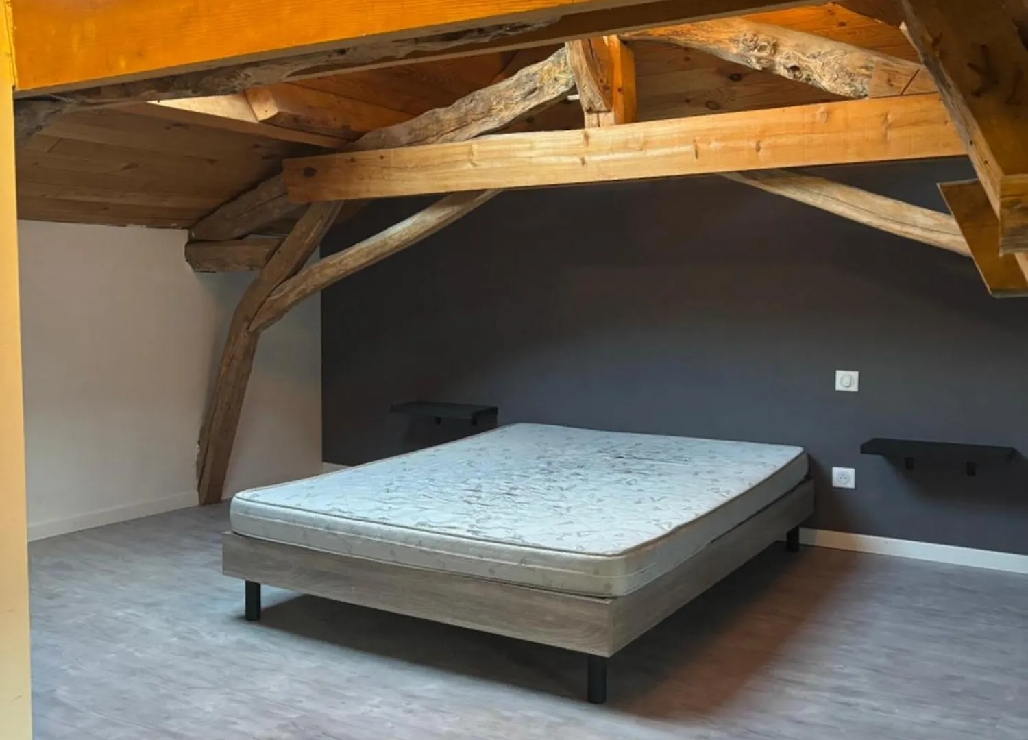 Gite De Raynal Les Junies Vakantiehuis